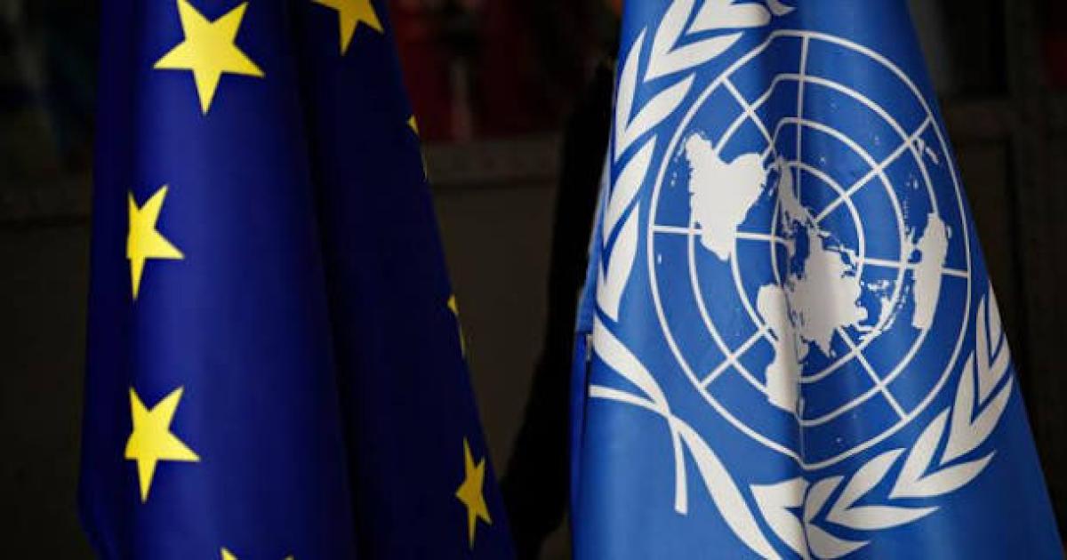 Ieri, la Presidente della Commissione europea Ursula von der Leyen ha lanciato, insieme al primo ministro canadese Mark Carney, l’Alleanza internazionale OceanEye per il sistema globale di osservazione degli oceani, riunendo 30 Paesi attorno all’obiettivo di sostenere l’osservazione globale degli oceani e raccogliendo quasi 220 milioni di €. Ulteriori informazioni sono disponibili nel nostro comunicato stampa, nel discorso della Presidente von der Leyen e nelle dichiarazioni conclusive del Commissario Costas Kadis. Nel pomeriggio, la Presidente ha pronunciato un discorso all’evento ad alto livello del Segretario generale delle Nazioni Unite sull’azione per il clima e la transizione giusta. Nel corso dell’evento, la Presidente ha definito questa estate “l’estate della verità”.